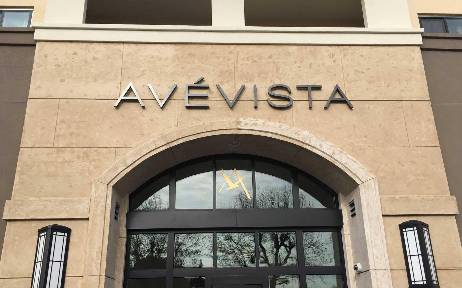 AveOpening